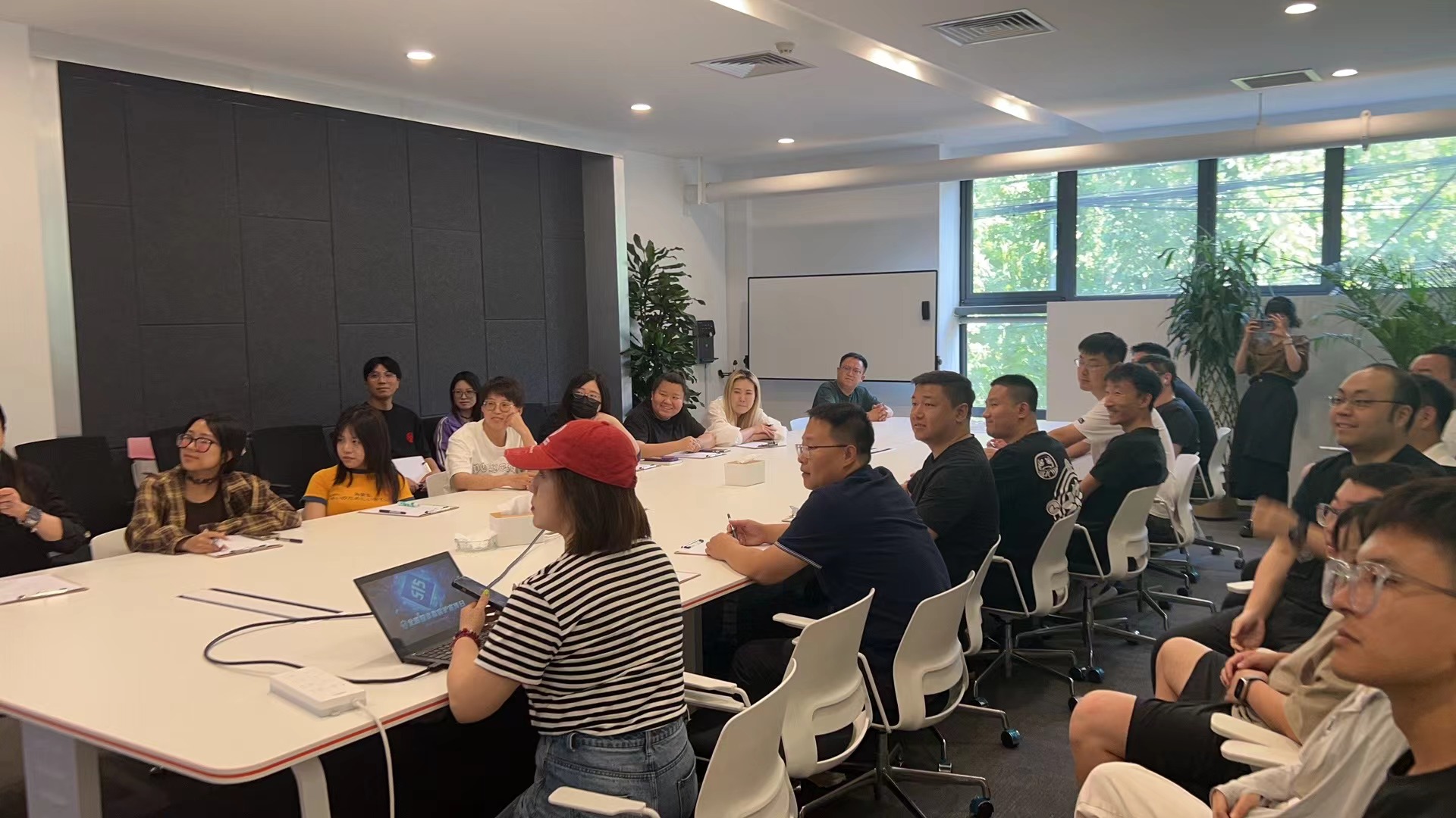 1715767331837399.jpg 活動(dòng)現(xiàn)場(chǎng)1.jpg